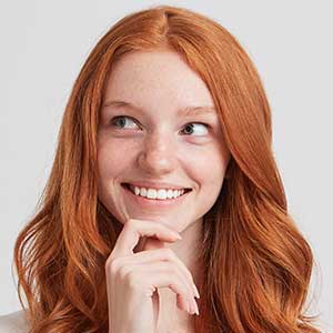 portrait-of-cheerful-pretty-redhead-young-woman-wi-MF8GNXT.jpg